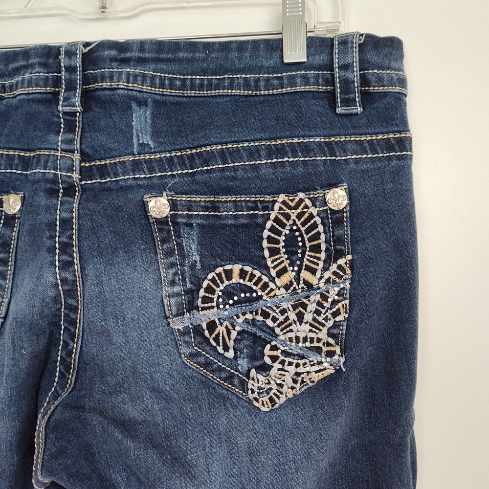 Rebel & Soul Jeans Women's Size 15 Boot Cut Medium Wash Blue Embroidered Pockets - Picture 8 of 11